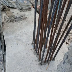 کاشت میلگردهای ریشه ستون بر روی فونداسیون